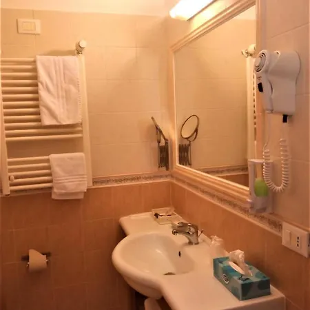 Hotell Casale Certosa