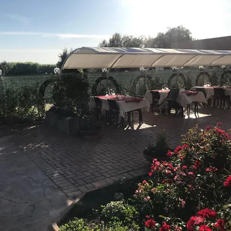 Casale Certosa 3*