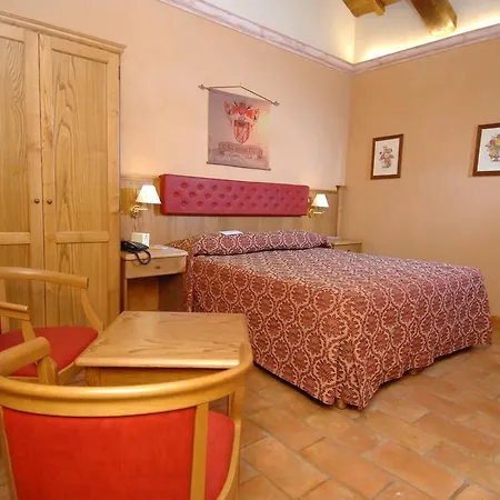 Casale Certosa Отель 3*