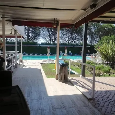 Hotell Casale Certosa