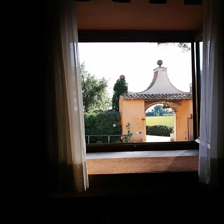 Отель Casale Certosa 3*
