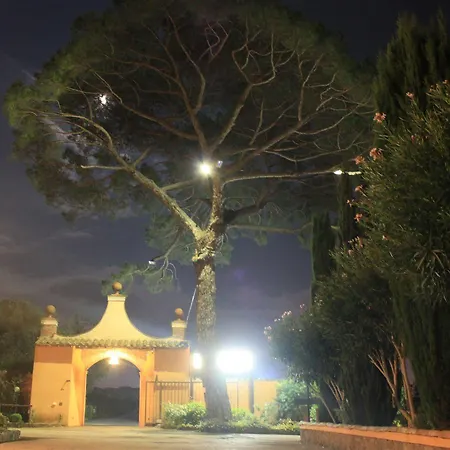 Casale Certosa Отель 3*