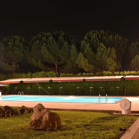 Отель Casale Certosa Pavona